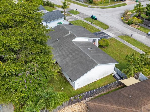 8625 SW 133rd Road Pl, Miami FL 33183