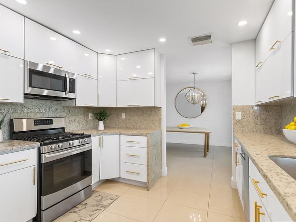 8625 SW 133rd Road Pl, Miami FL 33183