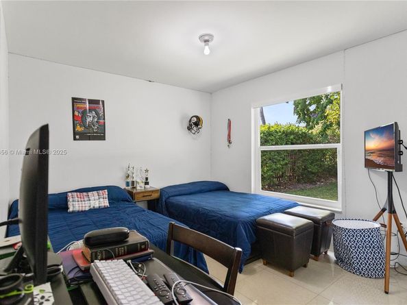 8625 SW 133rd Road Pl, Miami FL 33183