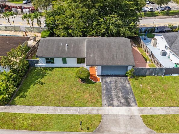 8625 SW 133rd Road Pl, Miami FL 33183
