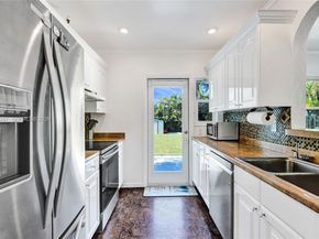 1713 NW 8th Ave, Fort Lauderdale FL 33311