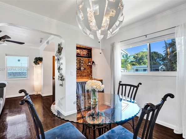 1713 NW 8th Ave, Fort Lauderdale FL 33311