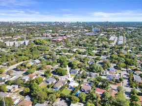 1713 NW 8th Ave, Fort Lauderdale FL 33311