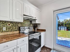 1713 NW 8th Ave, Fort Lauderdale FL 33311