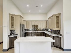 3311 SW 118th Ter, Davie FL 33330