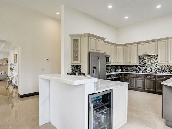 3311 SW 118th Ter, Davie FL 33330