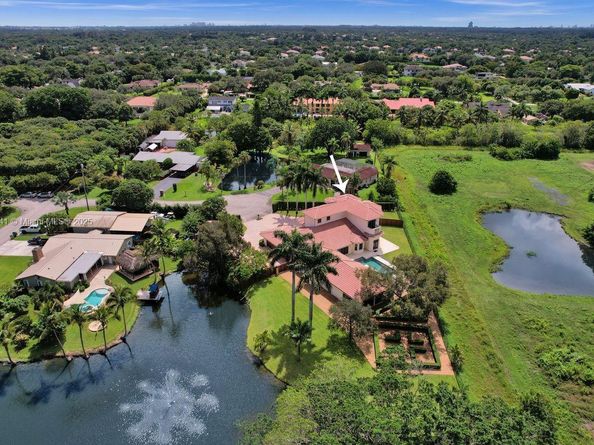 3311 SW 118th Ter, Davie FL 33330