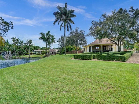 3311 SW 118th Ter, Davie FL 33330