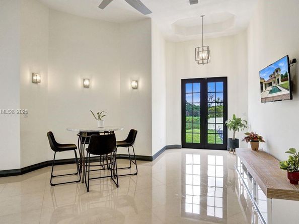 3311 SW 118th Ter, Davie FL 33330