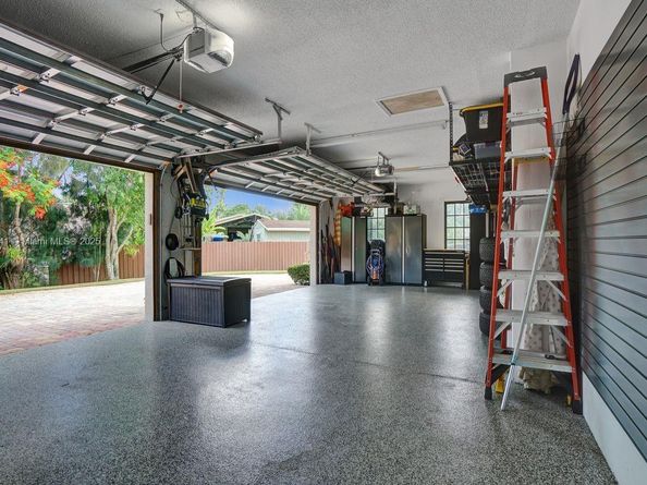 3311 SW 118th Ter, Davie FL 33330