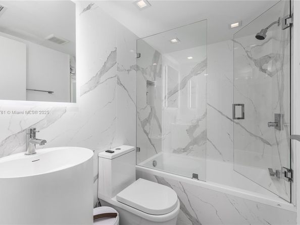 1800 Sunset Harbour Dr 1515, Miami Beach FL 33139