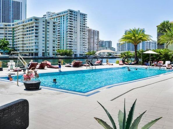2602 E Hallandale Beach Blvd R508, Hallandale Beach FL 33009