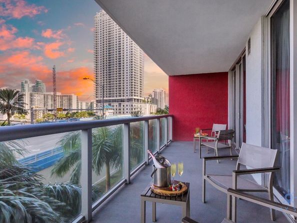 2602 E Hallandale Beach Blvd R508, Hallandale Beach FL 33009