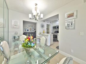 6290 SW 37th St, Miami FL 33155
