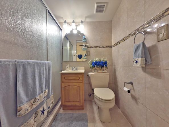 6290 SW 37th St, Miami FL 33155