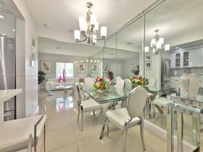 6290 SW 37th St, Miami FL 33155