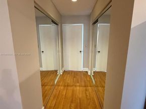 6180 Kings Gate Cir, Delray Beach FL 33484