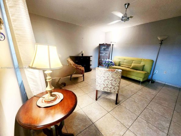 16901 NE 13th Ave 209, Miami FL 33162