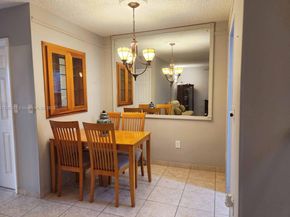16901 NE 13th Ave 209, Miami FL 33162