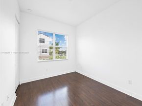 1732 NW 124th Pl, Pembroke Pines FL 33028