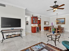 650 Valencia Ave 302, Coral Gables FL 33134