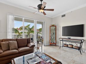 650 Valencia Ave 302, Coral Gables FL 33134