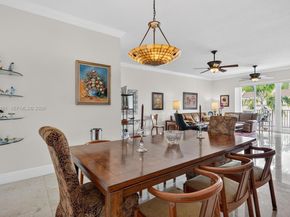 650 Valencia Ave 302, Coral Gables FL 33134