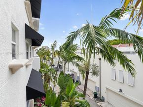 650 Valencia Ave 302, Coral Gables FL 33134