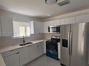 11997 SW 218th St, Miami FL 33170