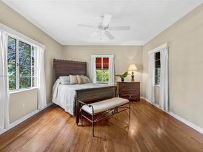 492 NE 55th St, Miami FL 33137