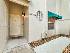 6538 Via Regina 9, Boca Raton FL 33433