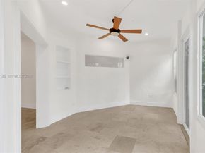 6538 Via Regina 9, Boca Raton FL 33433