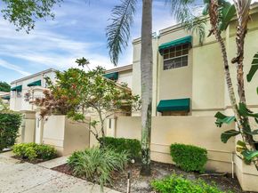 6538 Via Regina 9, Boca Raton FL 33433
