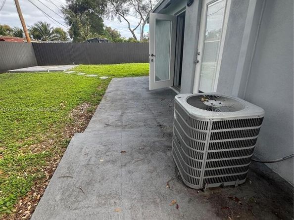 1431 NE 152nd Ter, North Miami Beach FL 33162