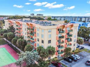 9360 Fontainebleau Blvd 101, Miami FL 33172