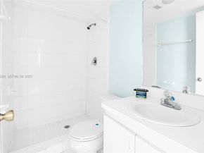 9360 Fontainebleau Blvd 101, Miami FL 33172