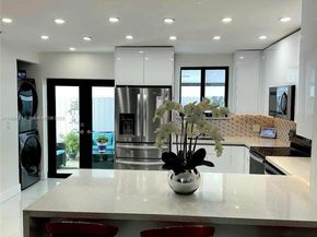 19234 SW 121st Ct, Miami FL 33177