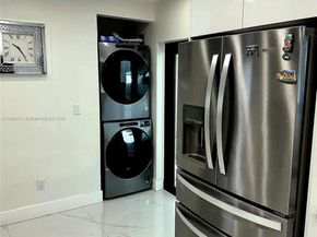 19234 SW 121st Ct, Miami FL 33177