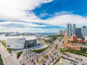 888 Biscayne Blvd 2103, Miami FL 33132