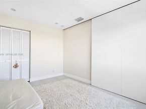 300 Diplomat Pkwy 811, Hallandale Beach FL 33009