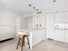 300 Diplomat Pkwy 811, Hallandale Beach FL 33009