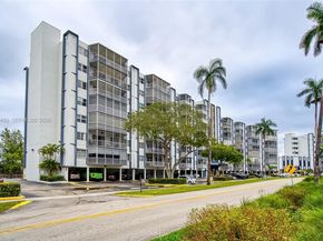 300 Diplomat Pkwy 811, Hallandale Beach FL 33009