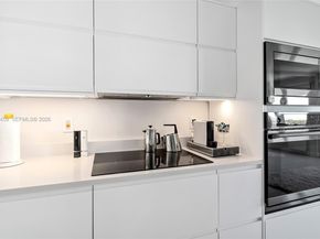 300 Diplomat Pkwy 811, Hallandale Beach FL 33009