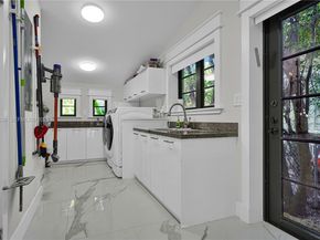 4363 Nautilus Dr, Miami Beach FL 33140