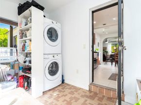 337 NW 47th St, Miami FL 33127