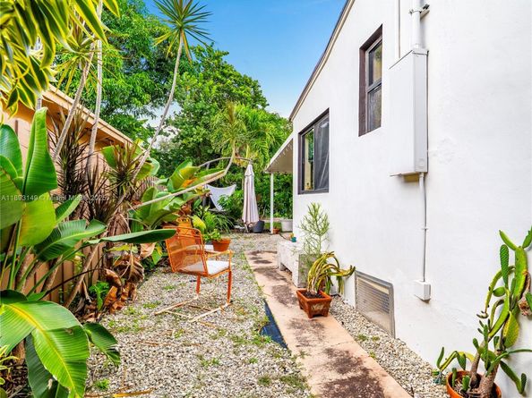 337 NW 47th St, Miami FL 33127