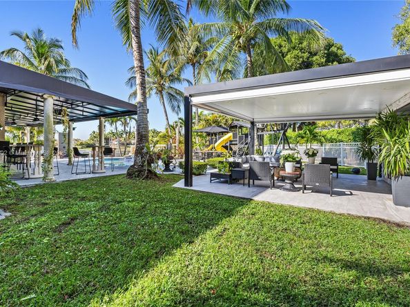 16895 SW 49 ct, Miramar FL 33027