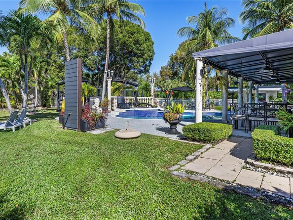 16895 SW 49 ct, Miramar FL 33027