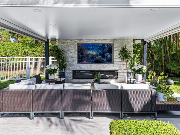 16895 SW 49 ct, Miramar FL 33027