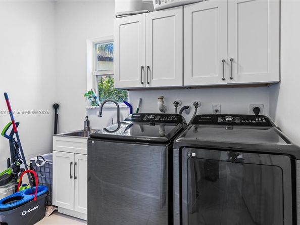 16895 SW 49 ct, Miramar FL 33027